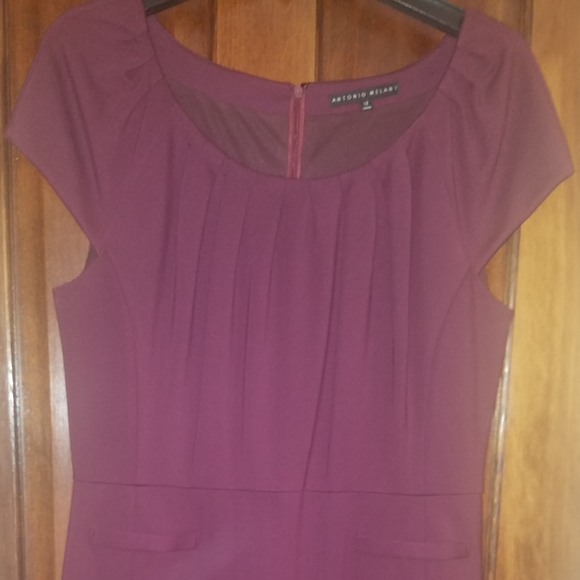 Dress - Picture 3 of 3